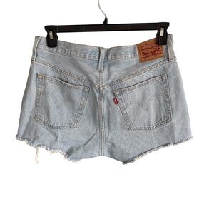 Levi’s Women’s 501xx Button-fly Light Wash Distressed Denim Shorts W31 NWOT